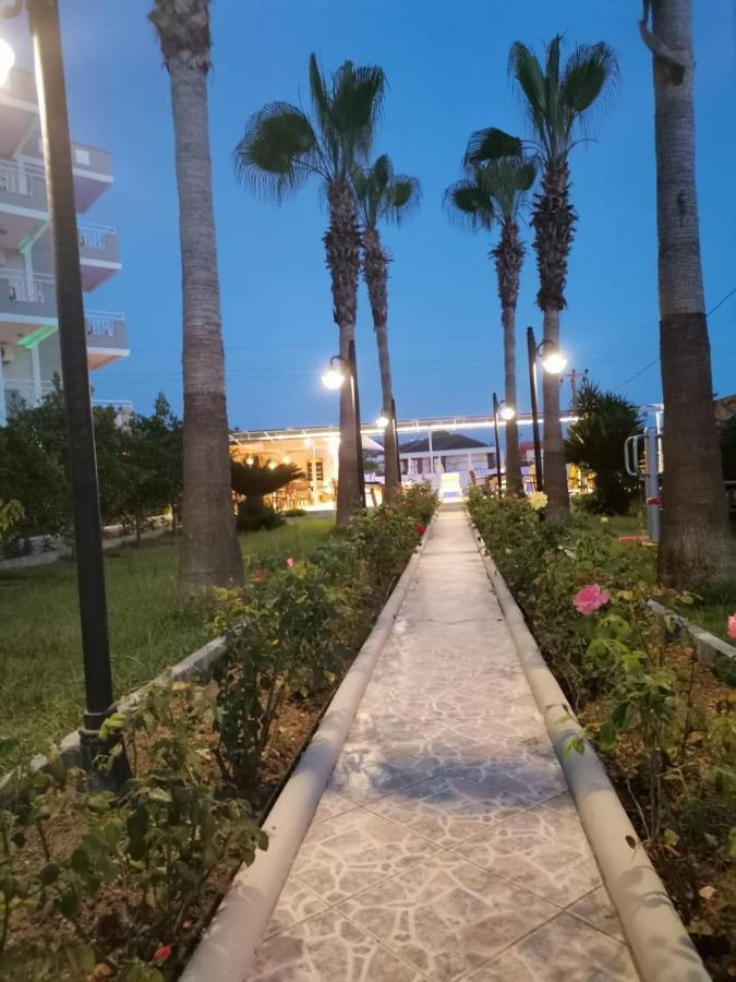 Side Oezguerhan Hotel Esterno foto